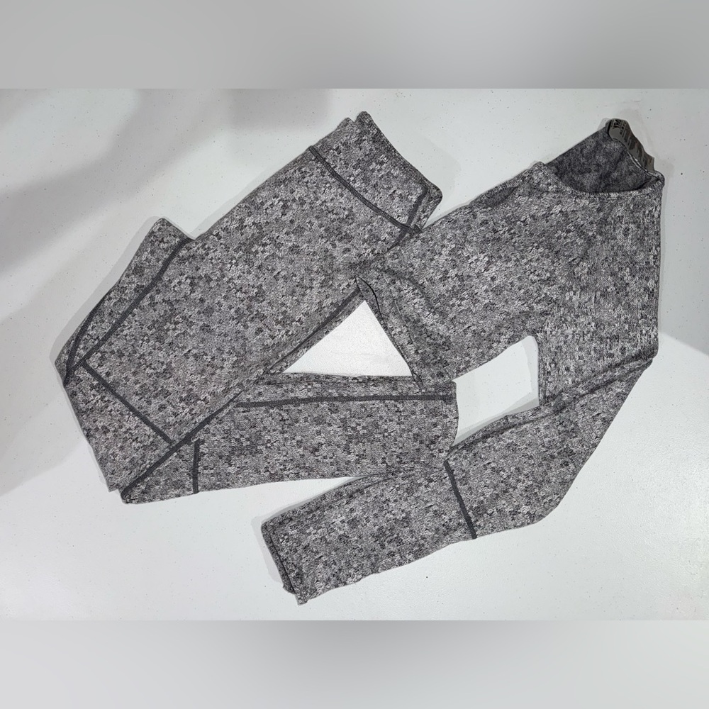 Gym shark top and leggings set